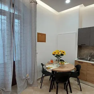 https://appartamento-il-girasole.sicilyhotelsitaly.net