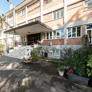 Casa Per Ferie Opera Don Calabria Rome