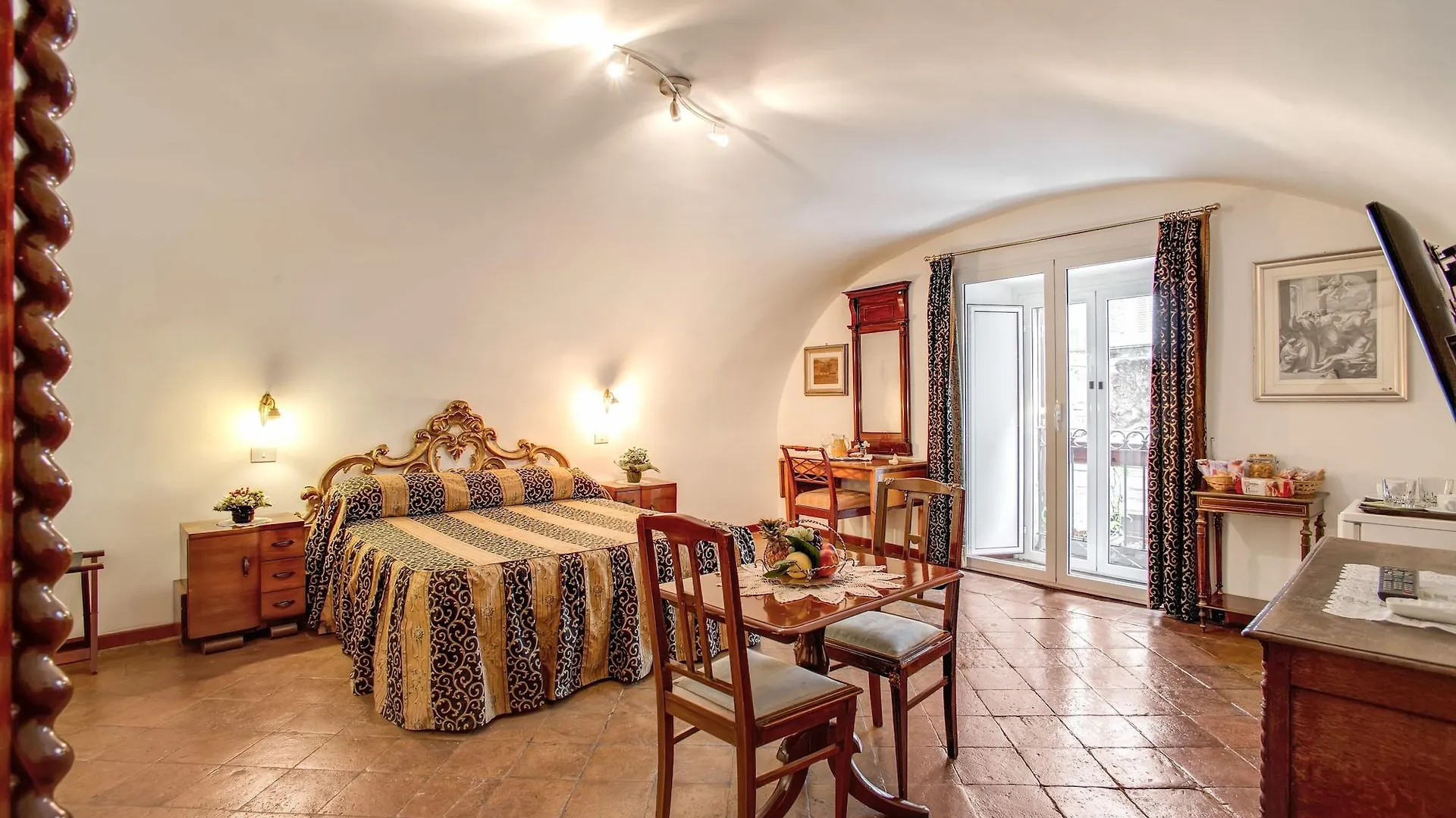 Navona Gallery Suites Rome 3*,  Italy