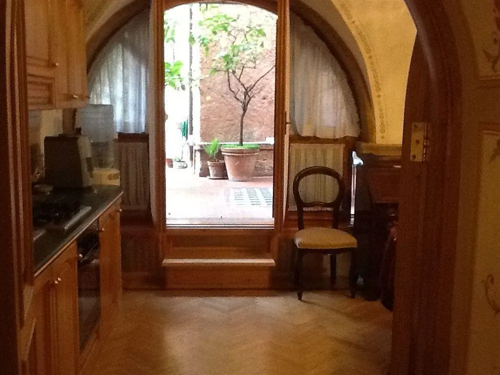 Navona Gallery Suites Rome 3*,