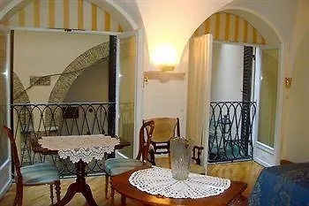*** Alojamento de Acomodação e Pequeno-almoço Navona Gallery Suites Roma Itália